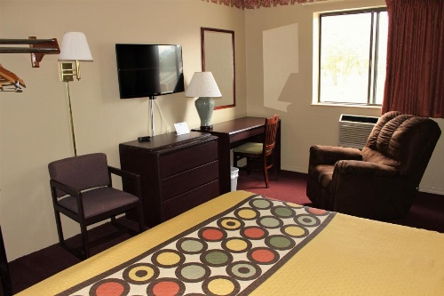 Knights Inn Albany image 10